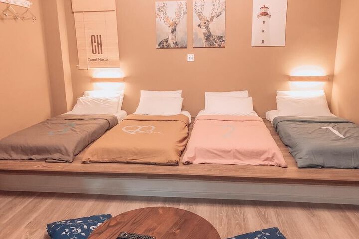 Room 13 of 16