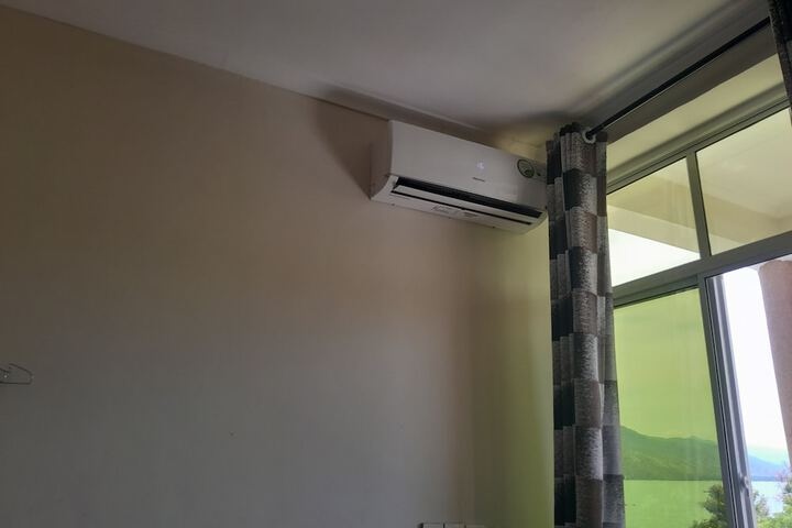 Room 41 of 65