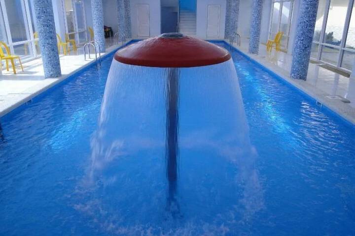 Pool 20 of 26