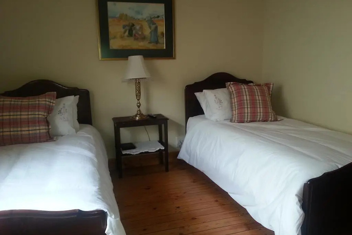 Room 2 of 22