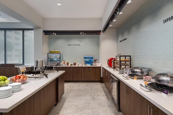 Breakfast area