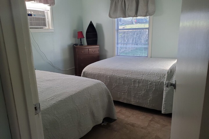 Room 31 of 213