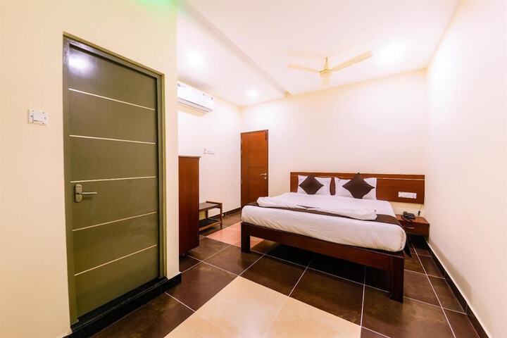 Room 5 of 46