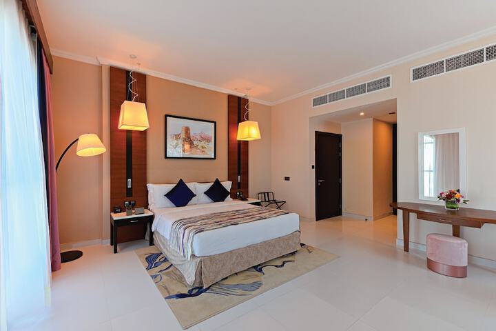 Room 4 of 47