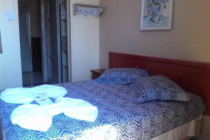 Room 12 of 35