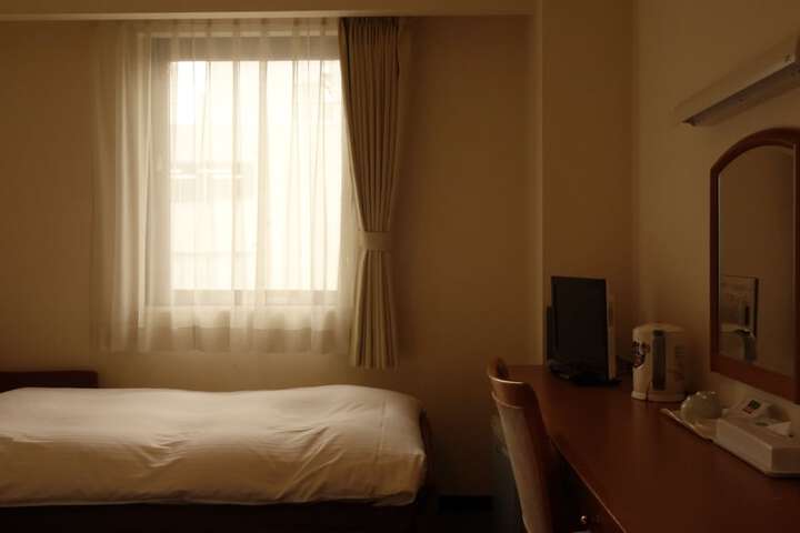 Room 14 of 39