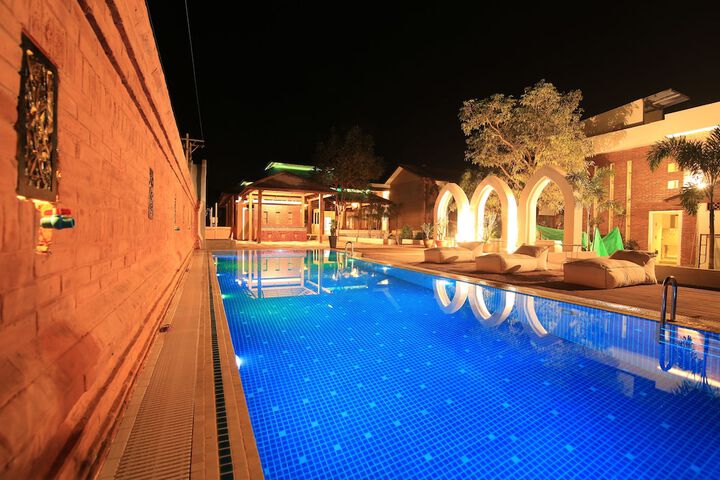 Pool 47 of 80