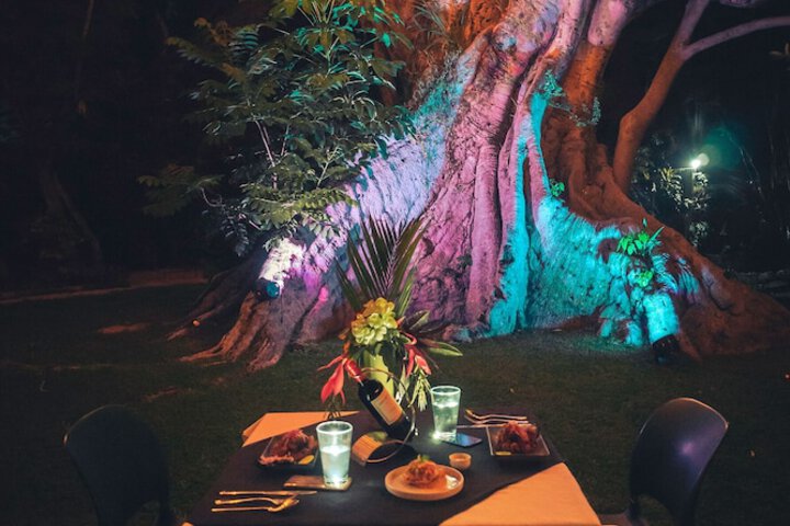 Dining 60 of 70