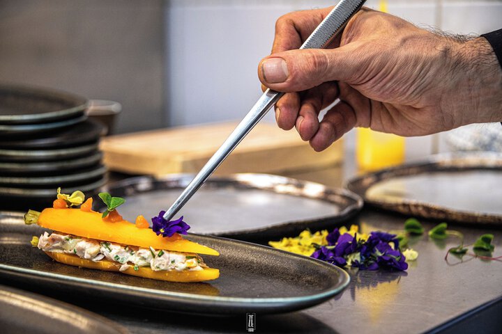 Dining 84 of 112