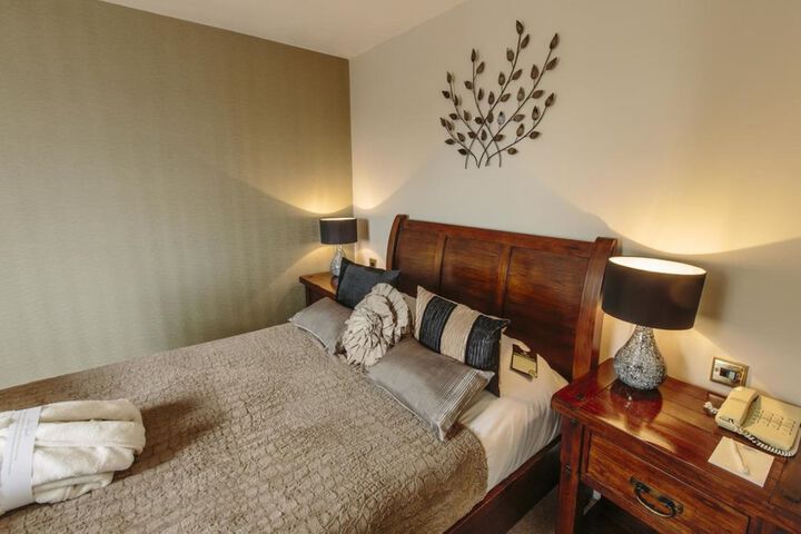 Room 15 of 61