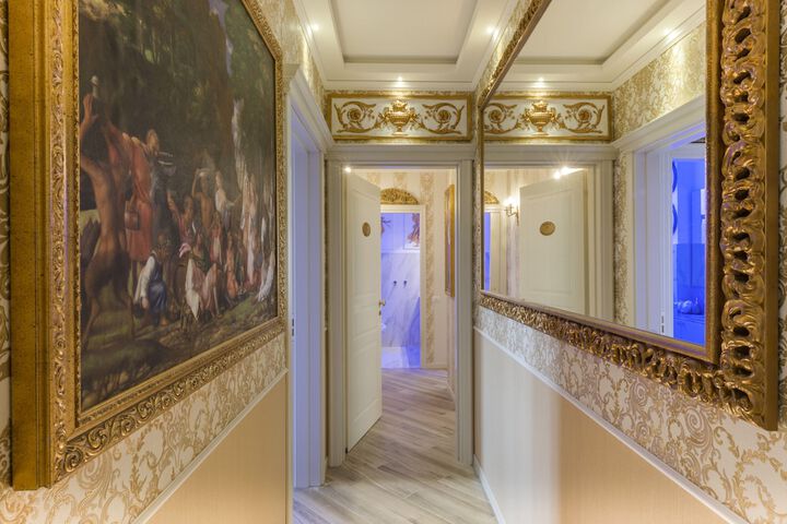 Ballroom/Hall 47 of 60