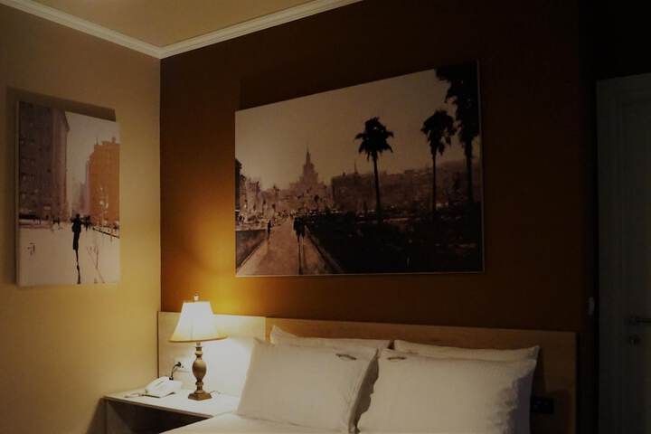 Room 12 of 50