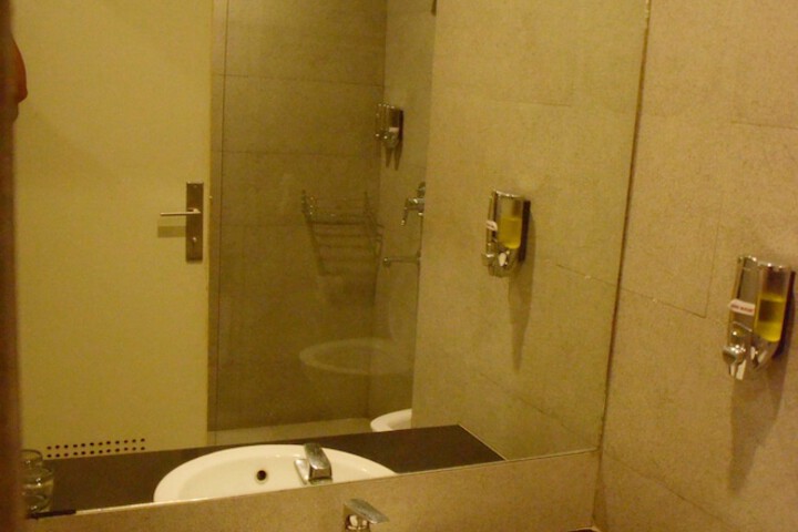 Room 20 of 59