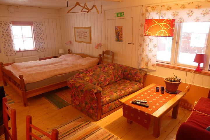 Room 15 of 73