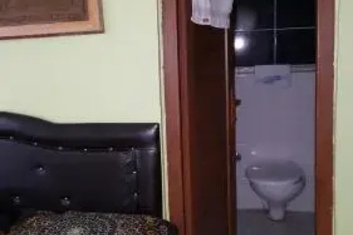 Room 14 of 17