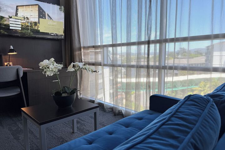 Room 16 of 30