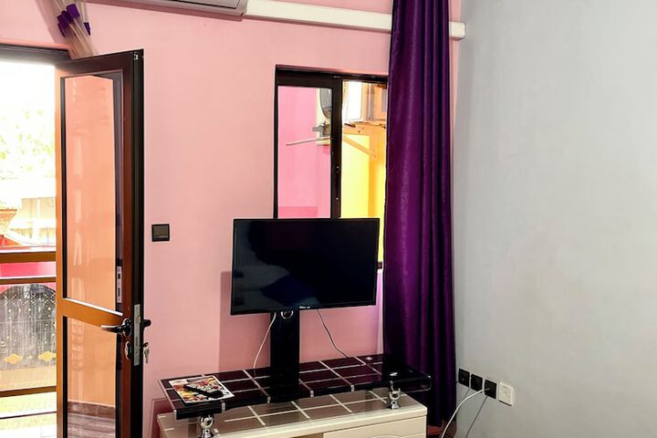 Room 46 of 118