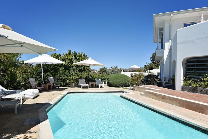 Pool 41 of 83