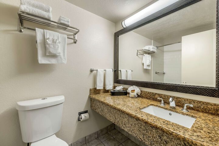 1 King Bed Refrigerator High Speed Internet Accessible Coffee Maker, Hairdryer Iron and Ironi (5 of 25)