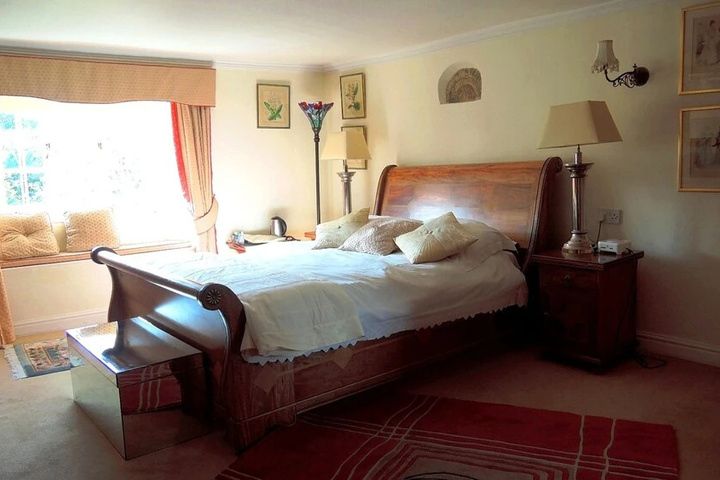 Room 5 of 35