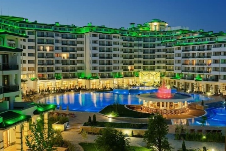 Hotel 70 of 81