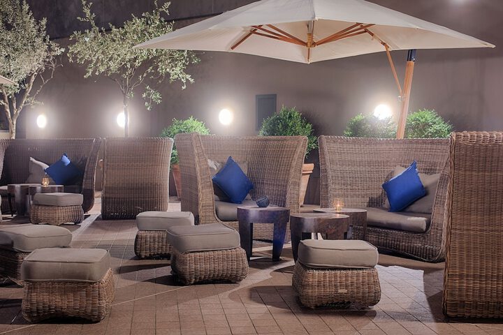 Hotel Exterior 120 of 135