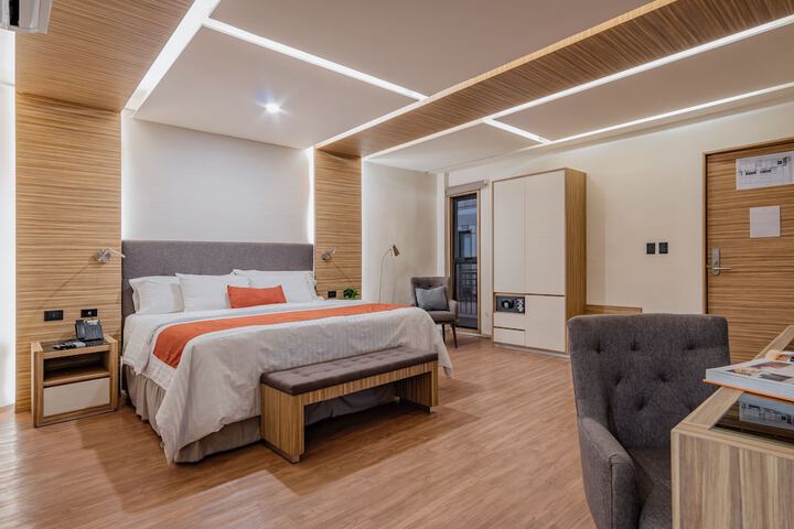 Room 50 of 115