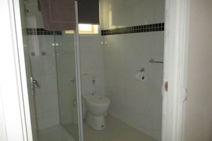 Room 106 of 123