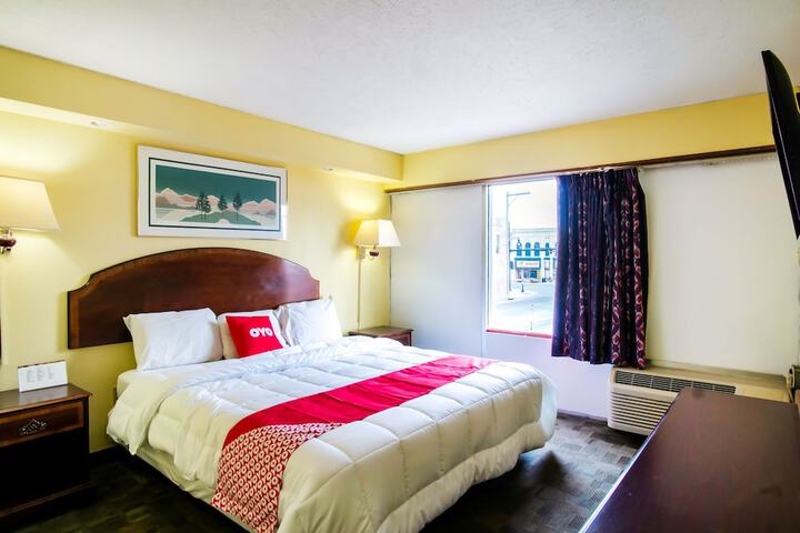 Room 32 of 57