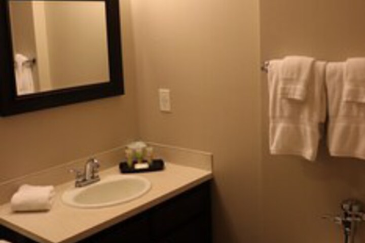 Room 343 of 504