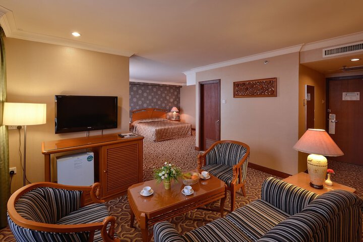 Room 47 of 74