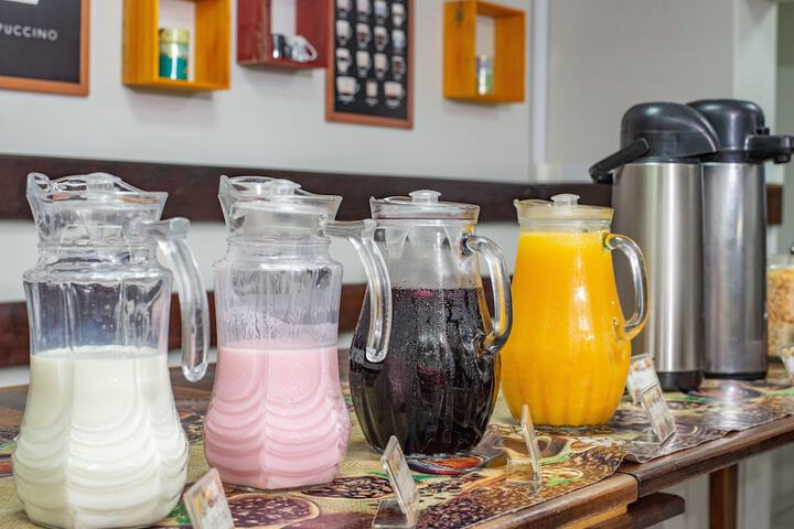 Breakfast/Coffee Service 40 of 51