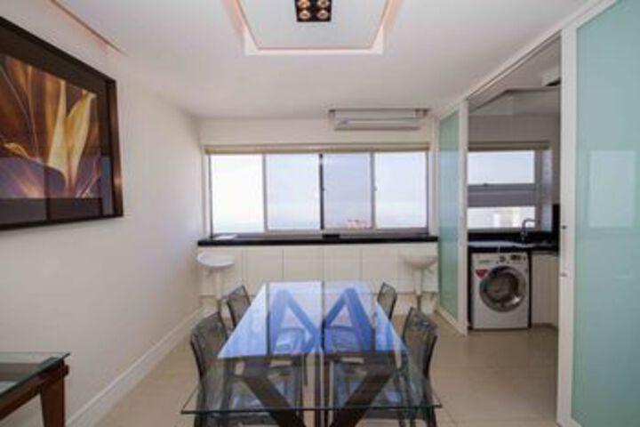 Room 14 of 26