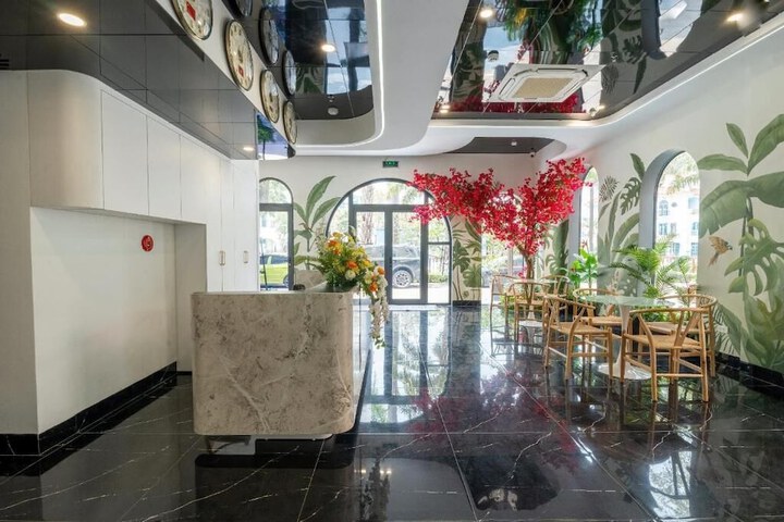 Azure Bay Hotel