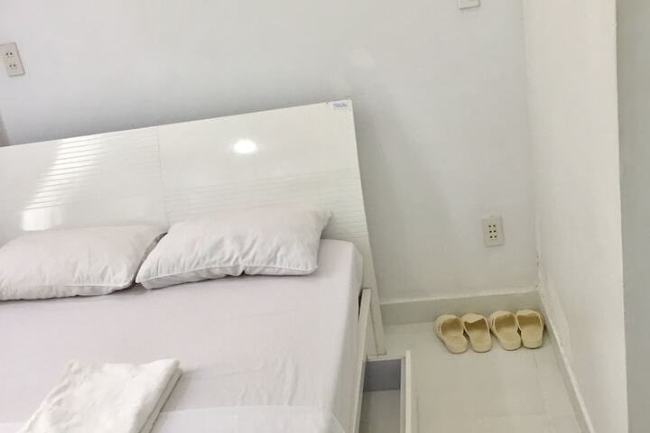 Room 10 of 45