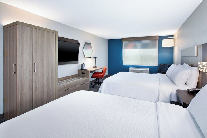 Room 15 of 39