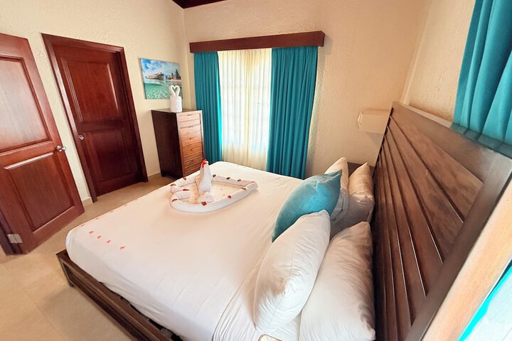 Room 34 of 172