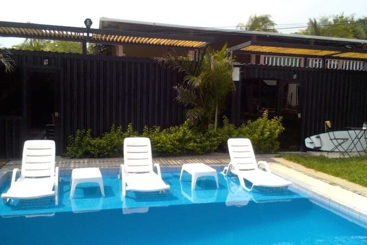 Pool 14 of 17