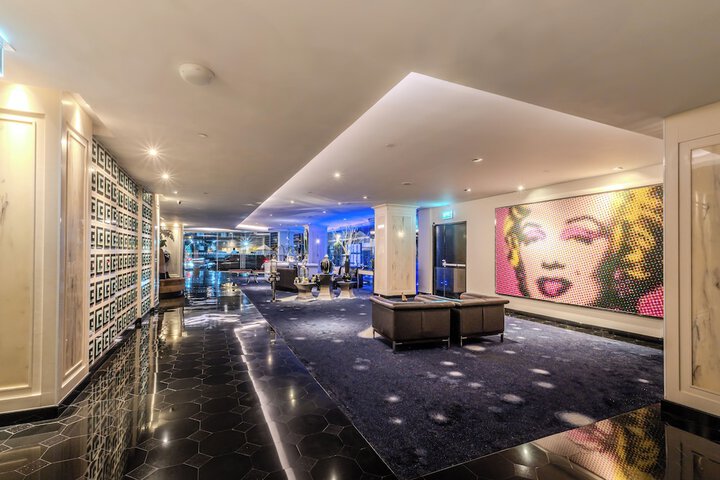 Hotel Interior 13 of 191