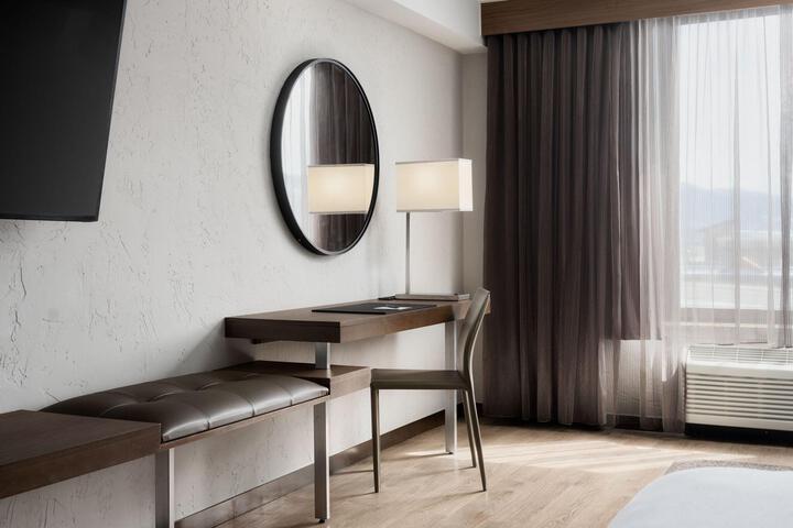 Room 87 of 180
