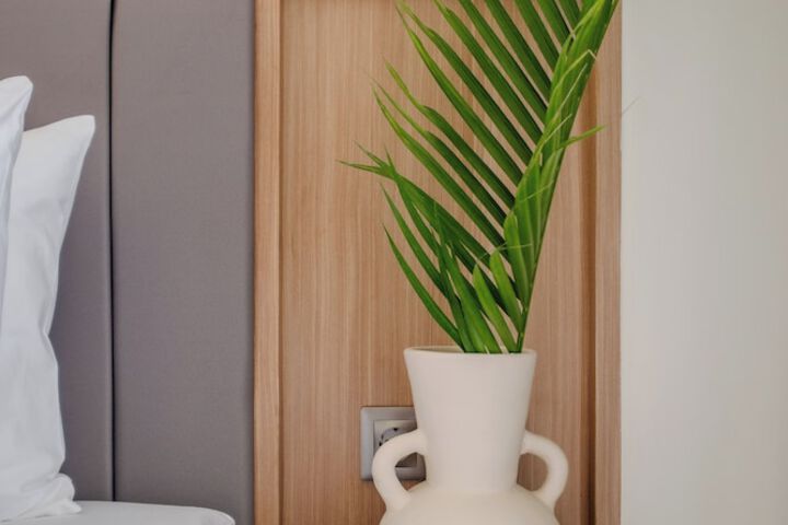 Room 10 of 50