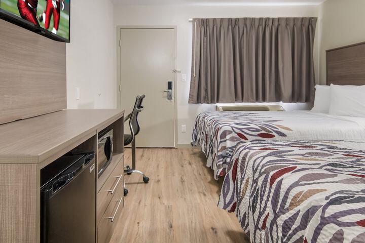 Double Accessible (6 of 7)