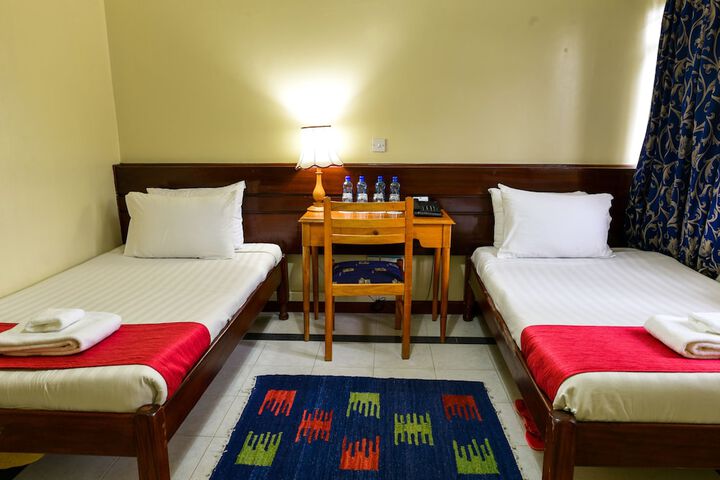 Room 13 of 54