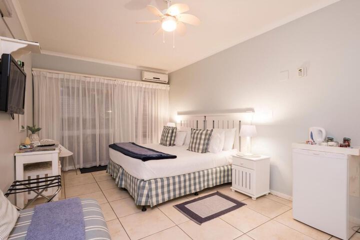Room 14 of 68