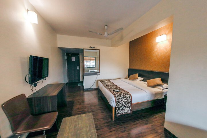 Room 19 of 90