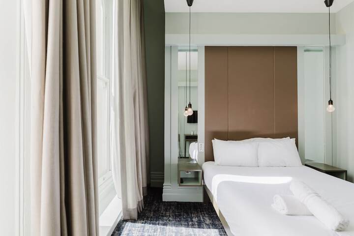 Room 41 of 263