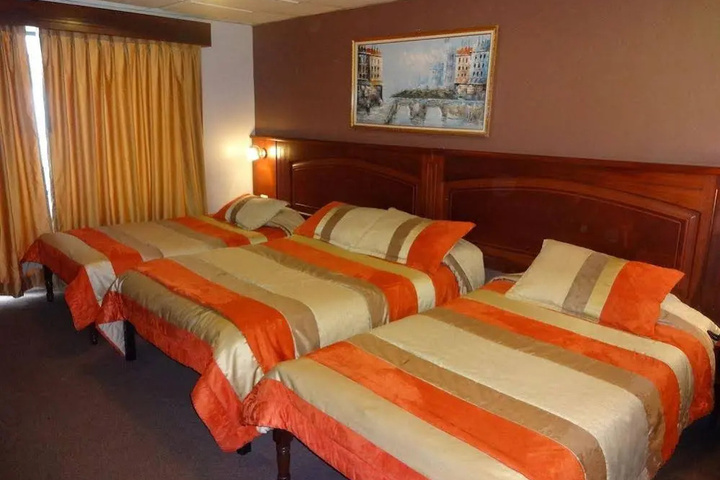 Room 2 of 13