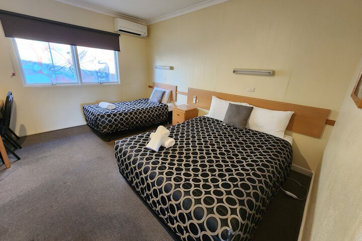Room 40 of 144