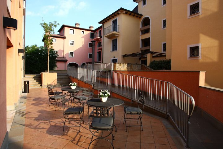 Terrace/Patio 61 of 72