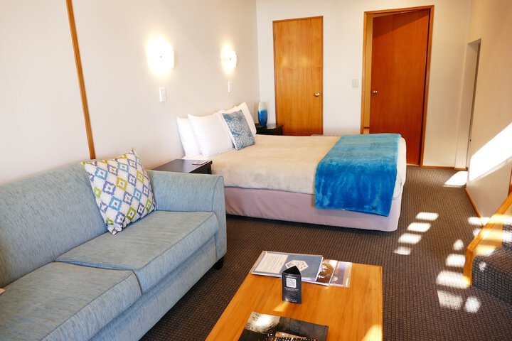 Room 14 of 163